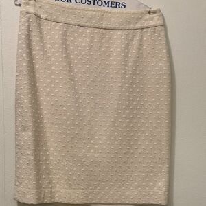 Ann Taylor Pencil Skirt Size 6 Cream